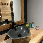 Stone Luxury *