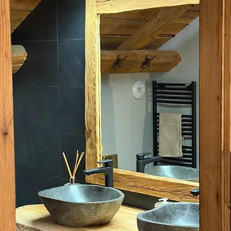 Prázdninový dům Stone Luxury *